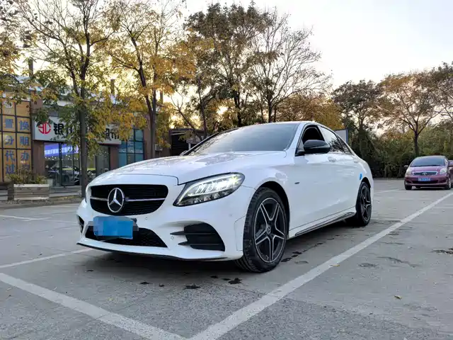 MERCEDES BENZ C CLASS