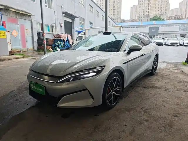 2025 BYD Han