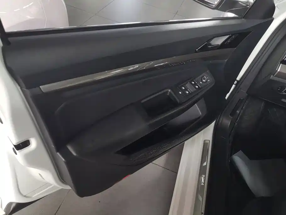 Volkswagen Bora — миниатюра 7