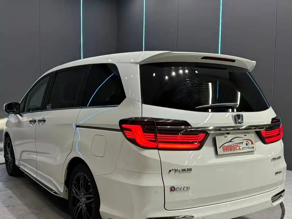Honda Odyssey — миниатюра 8