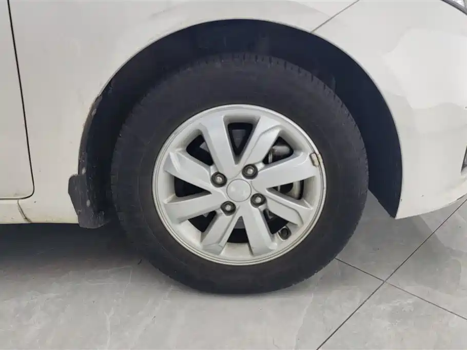 Kia K2 2015 1.4L MT GLS