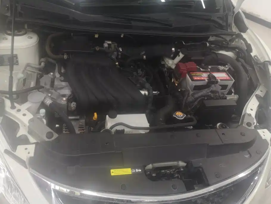 Nissan Tiida 2011 1.6L CVT Comfort