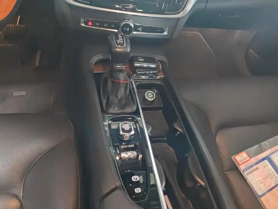 Volvo S90 — миниатюра 16