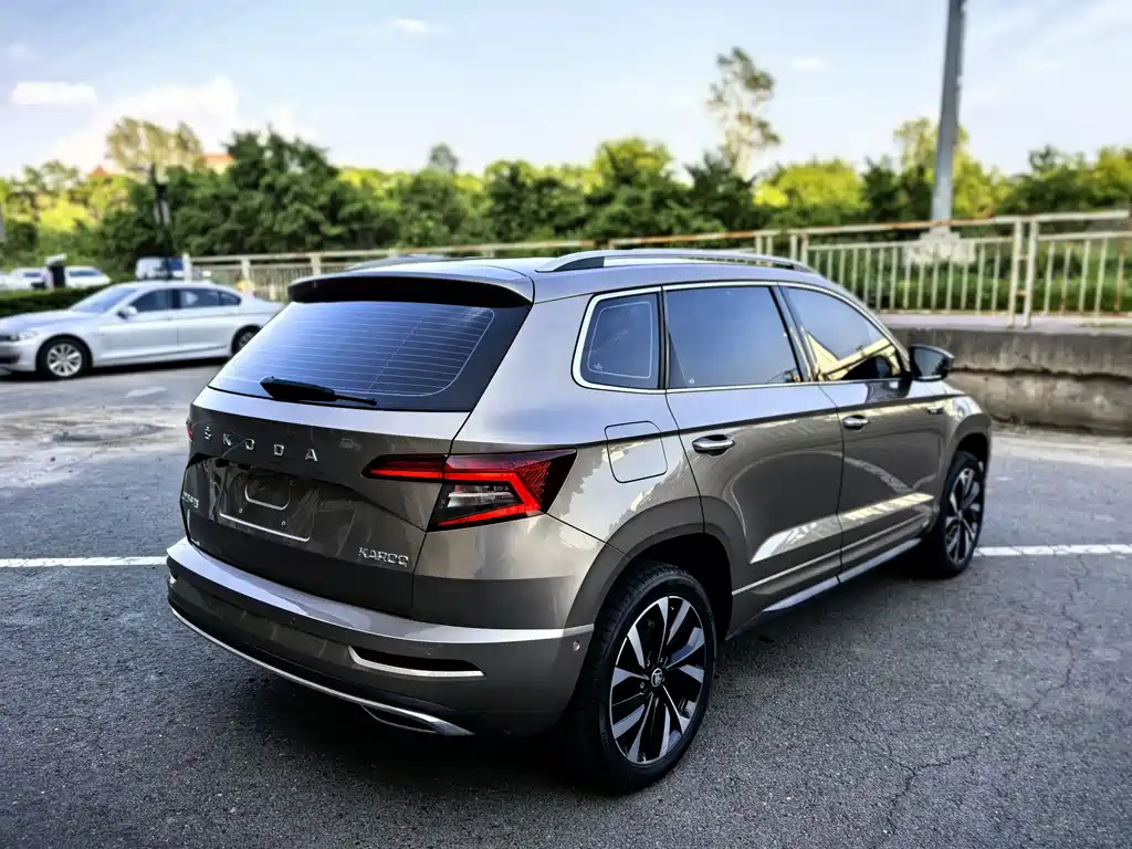 Skoda Karoq 2022 TSI280