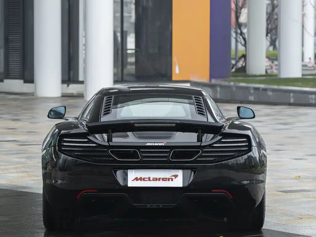 McLaren 12C 2013 3.8T COUPE