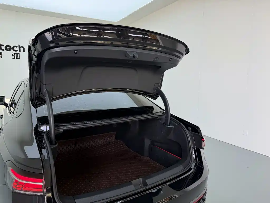 Volkswagen Passat — миниатюра 14