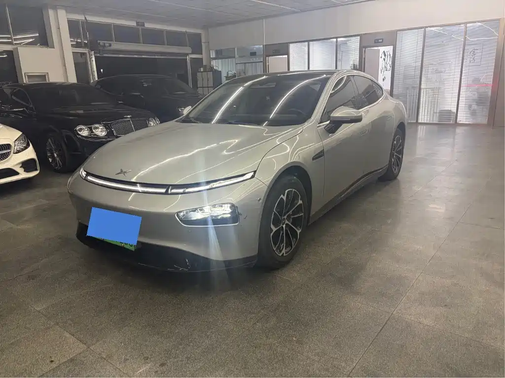XPeng P7
