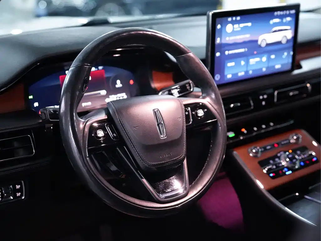 Lincoln Aviator — миниатюра 9