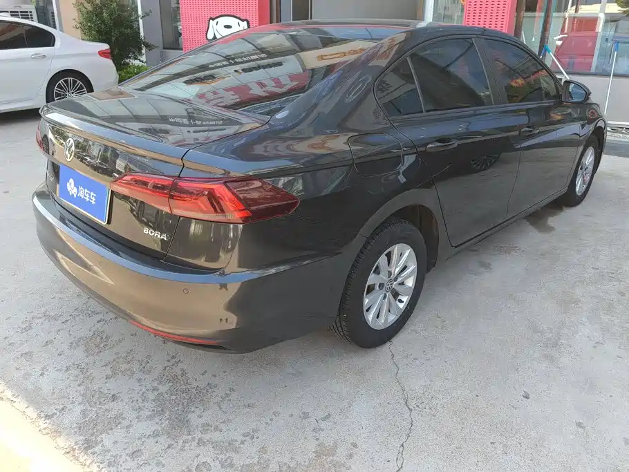 Volkswagen Bora — миниатюра 3