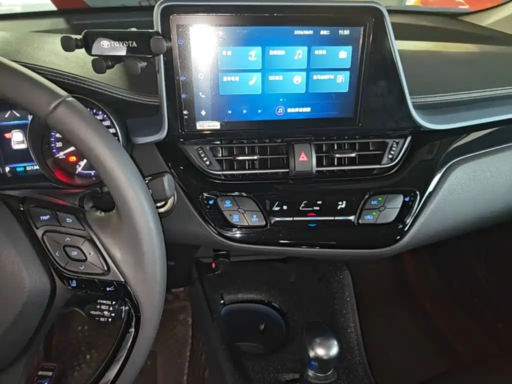 Toyota IZOA — миниатюра 13