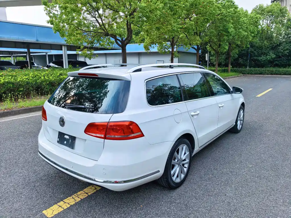Volkswagen Magotan (Import) — миниатюра 9