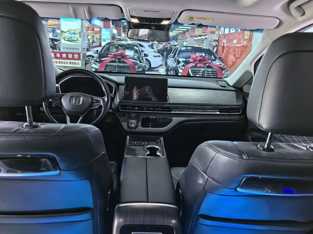 Honda Elysion — миниатюра 8