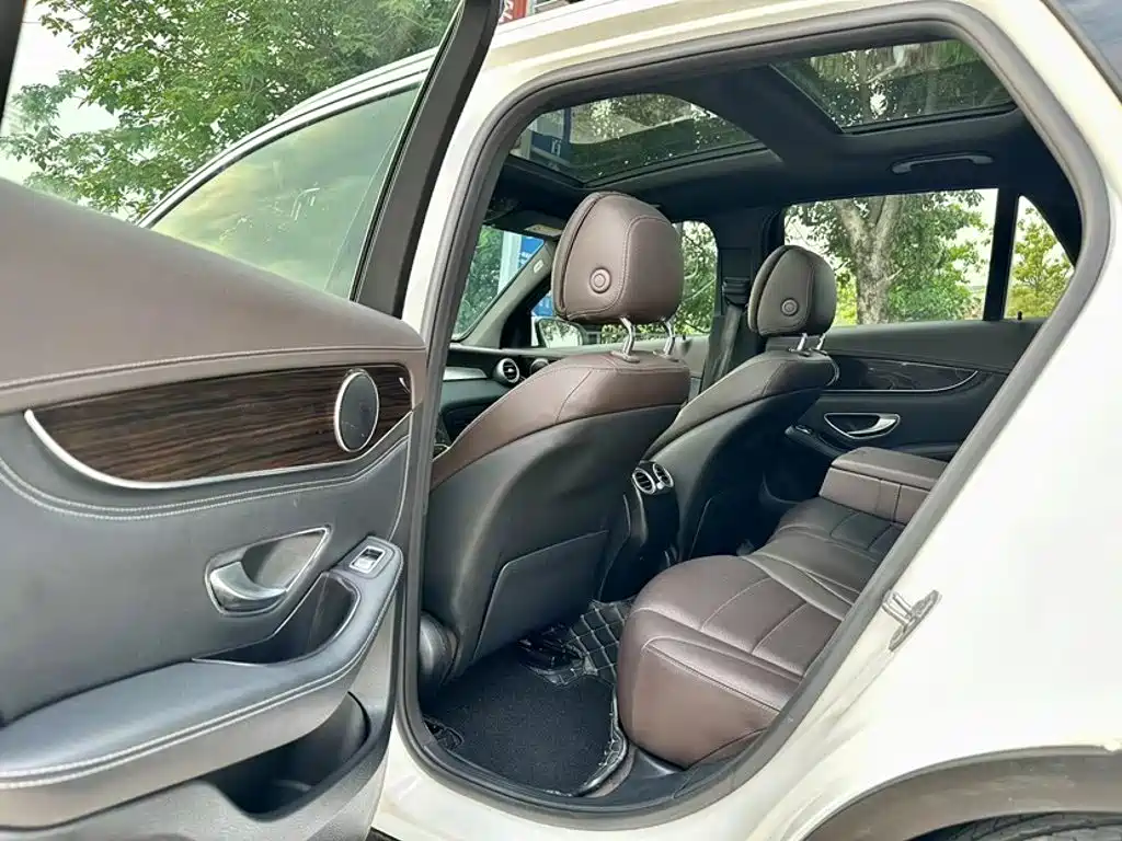 Mercedes-Benz GLC — миниатюра 14