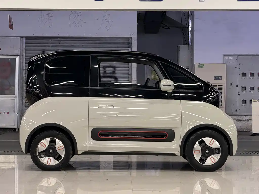 Baojun KiWi EV — миниатюра 6
