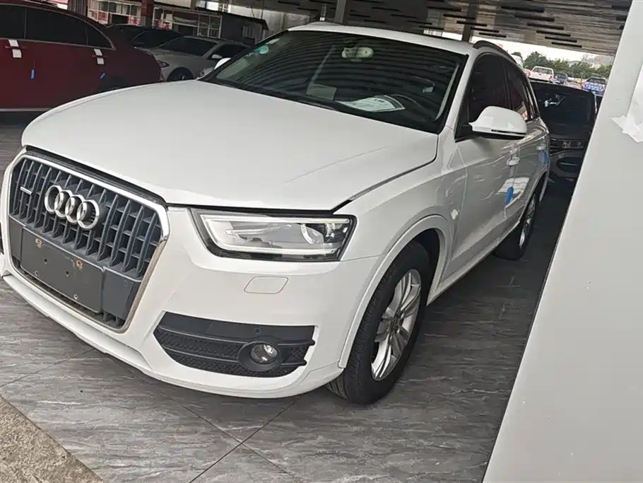 Audi Q3 2015