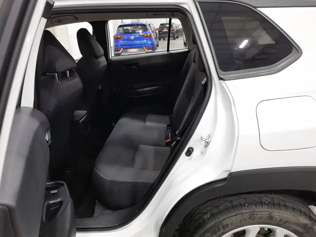 Toyota Frontlander — миниатюра 15