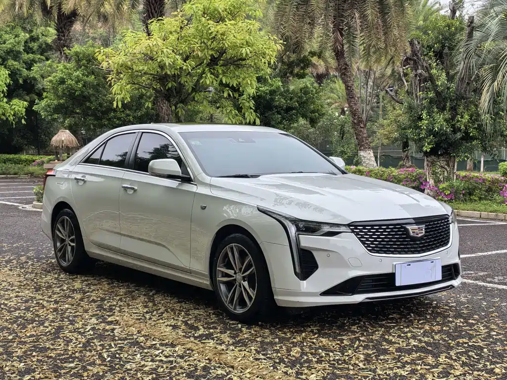 Cadillac CT4 2021