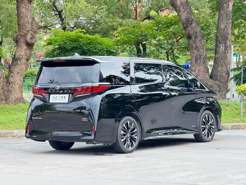 Toyota Alphard 2024 2.5L Premium