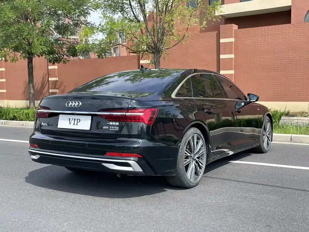 Audi A6L — миниатюра 9