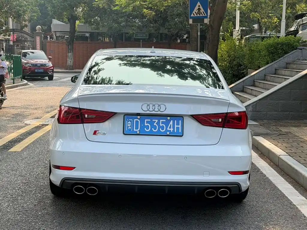 Audi S3 — миниатюра 12