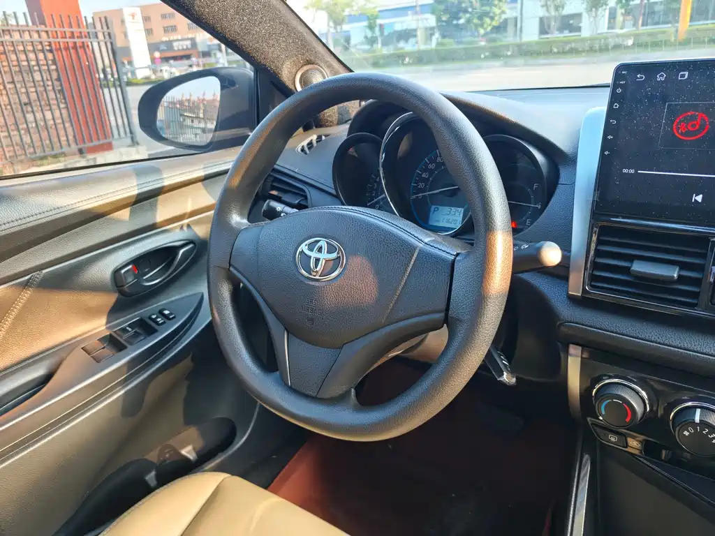 Toyota Vios — миниатюра 10