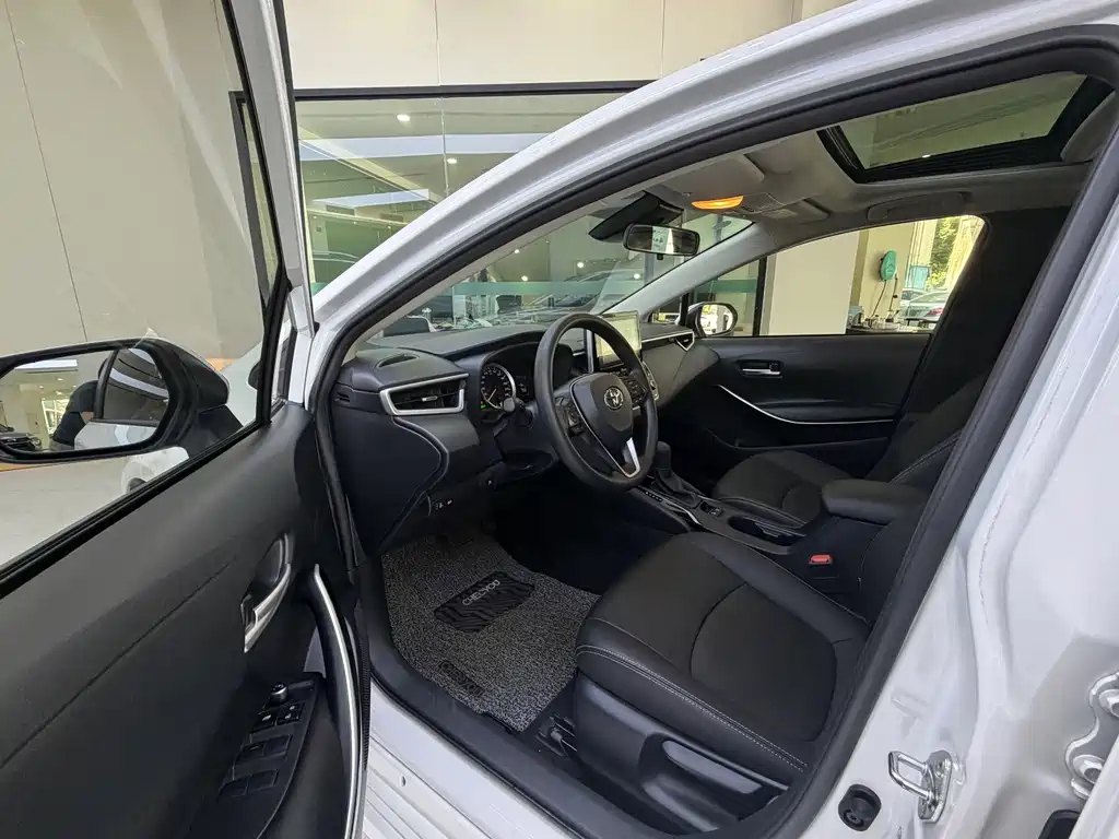 Toyota Corolla 2021 1.8L E-CVT Elite