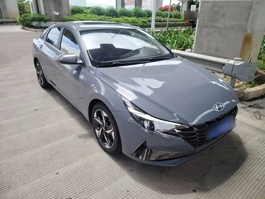 Hyundai Elantra — миниатюра 4