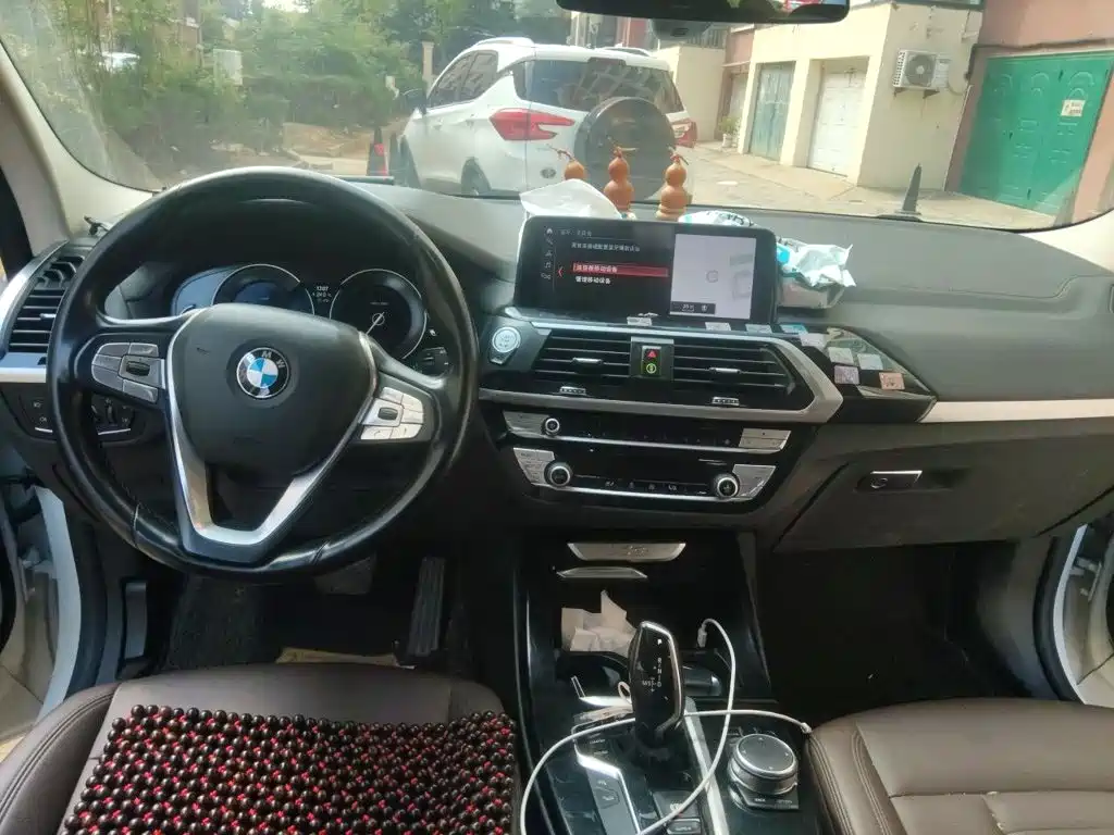 BMW X3 — миниатюра 10