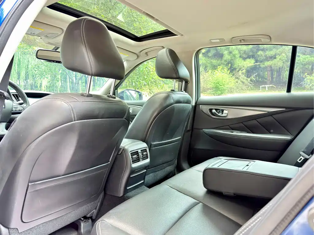 Infiniti Q50L — миниатюра 9
