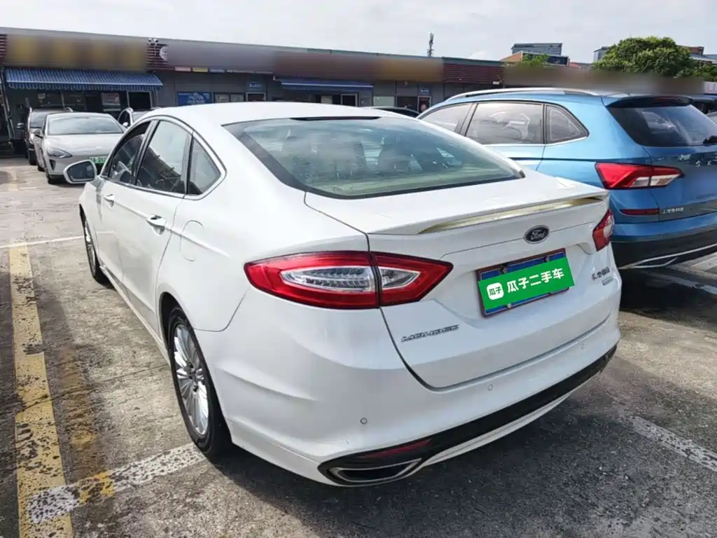 Ford Mondeo — миниатюра 5