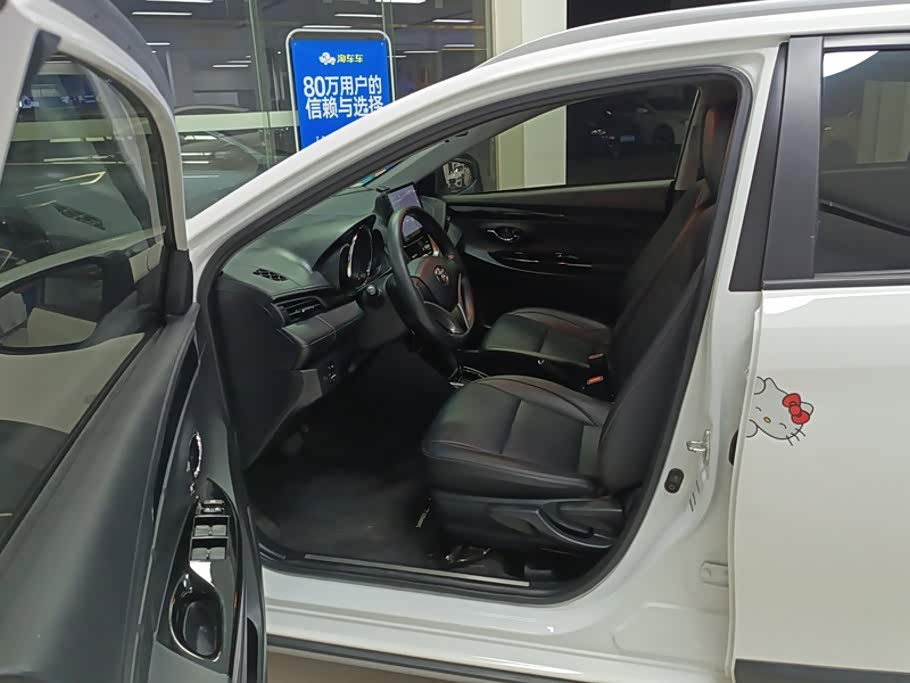Toyota YARiS L Zhi Xuan 1.5 л 2021 г. Белый, пробег 43500 км