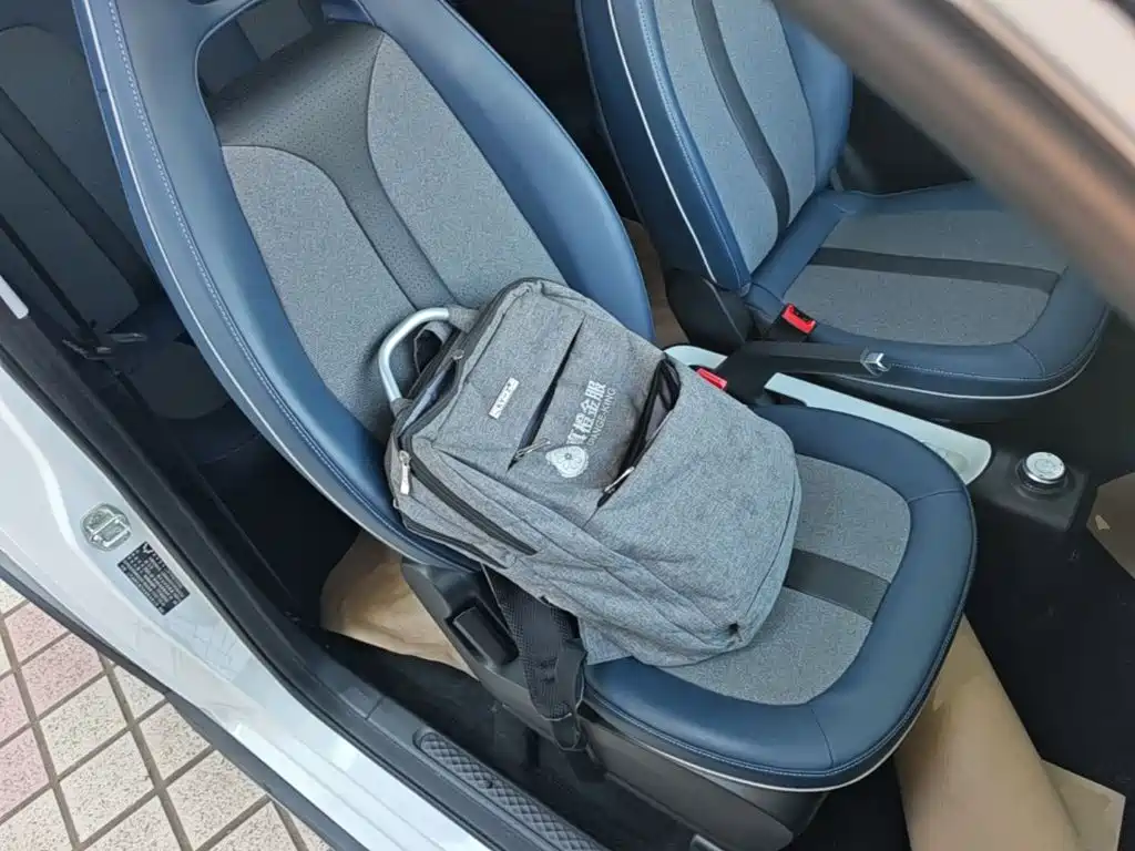 Wuling MINIEV — миниатюра 25