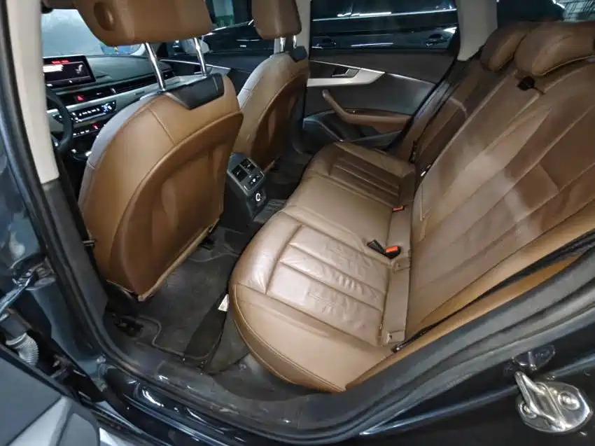 Audi A4 (Import) — миниатюра 3