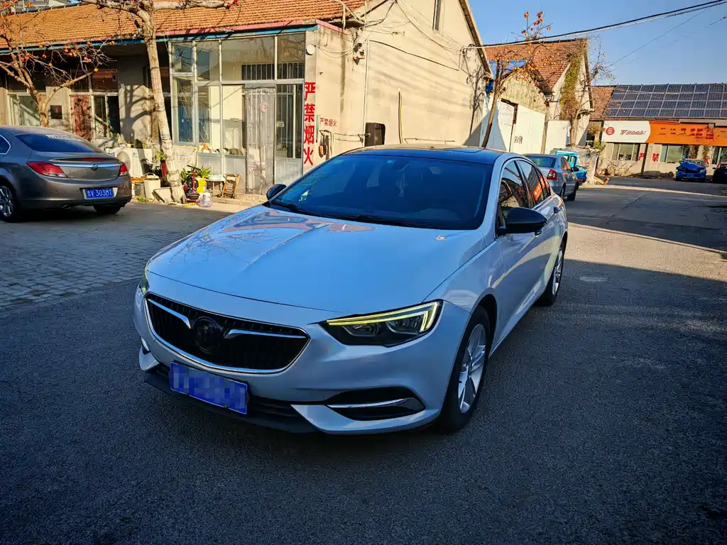 Buick Regal 2020