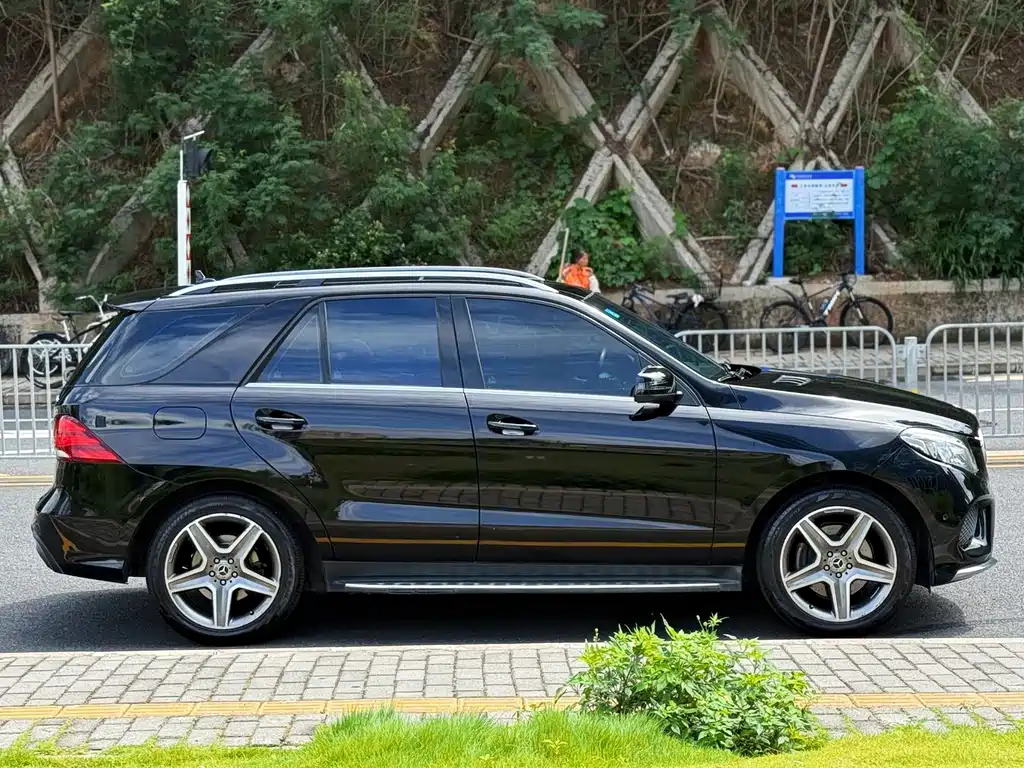 Mercedes-Benz GLE 2017 GLE 400 4MATIC