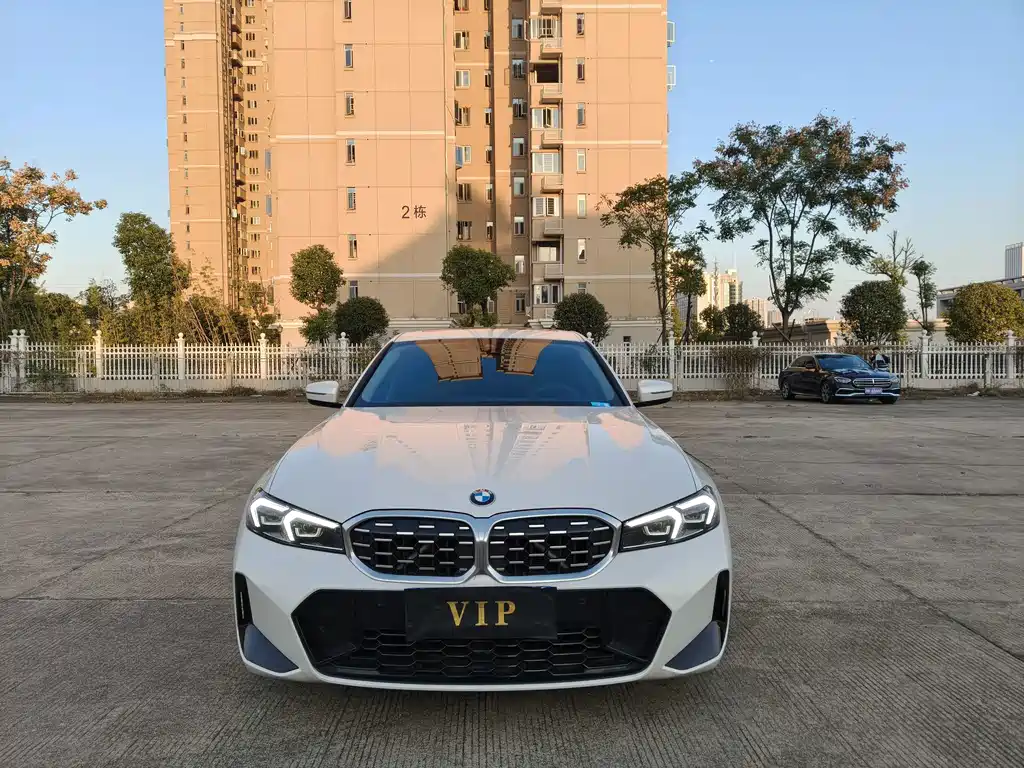 BMW 3 Series — миниатюра 2