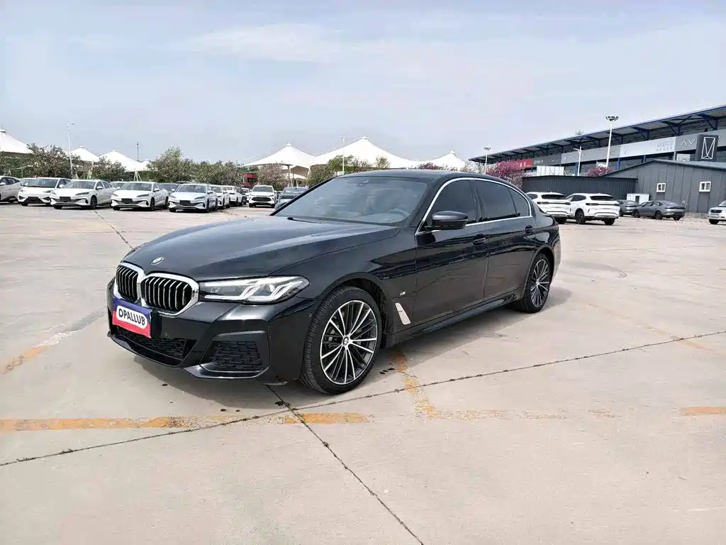 BMW 5 Series 2023