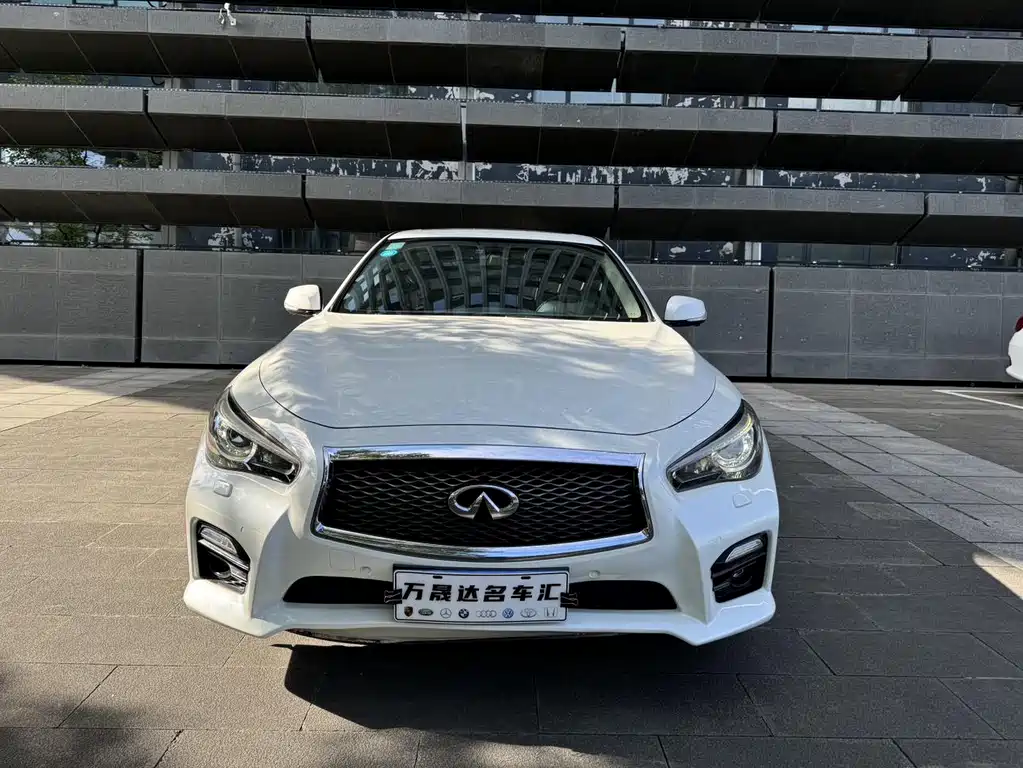 Infiniti Q50L — миниатюра 9