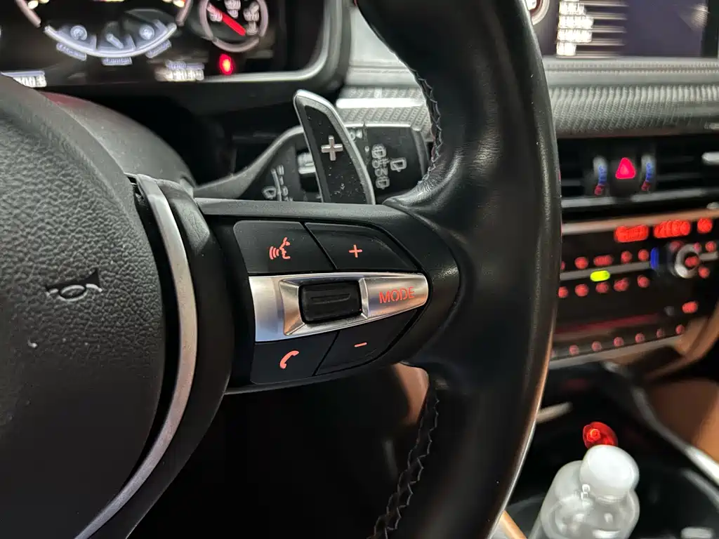 BMW X5 M — миниатюра 8