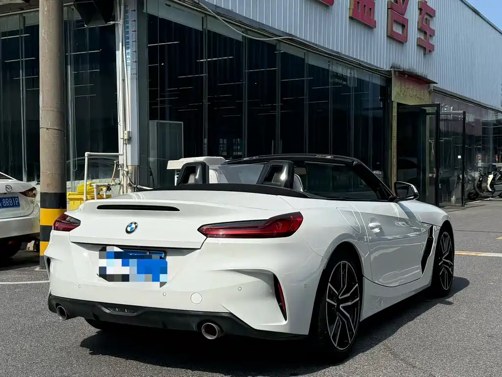 BMW Z4 — миниатюра 7