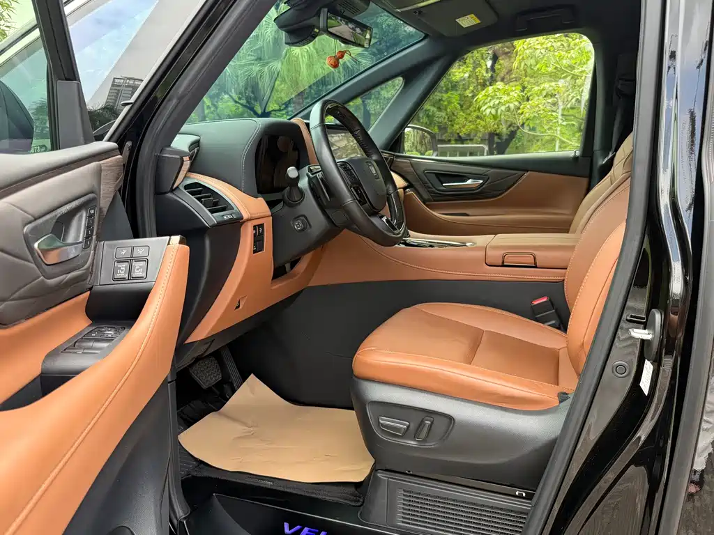 Toyota Vellfire — миниатюра 8