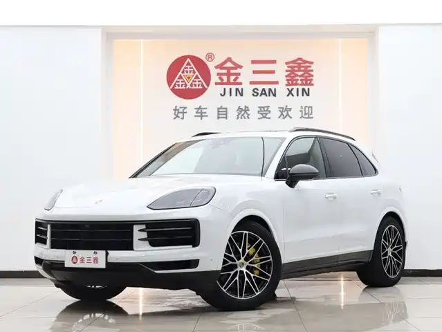 PORSCHE CAYENNE 2024