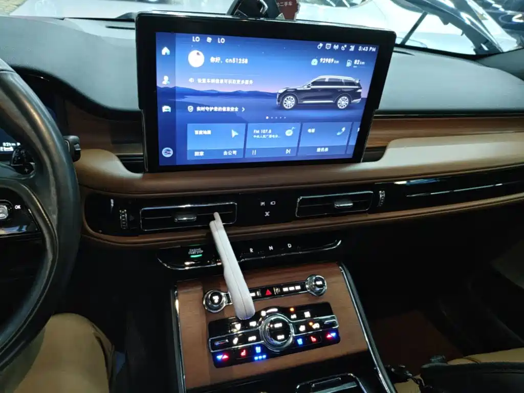Lincoln Aviator — миниатюра 13