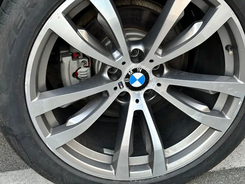 BMW X6 — миниатюра 22