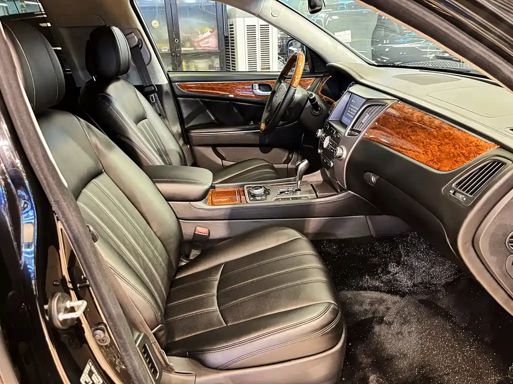 Hyundai Equus — миниатюра 26