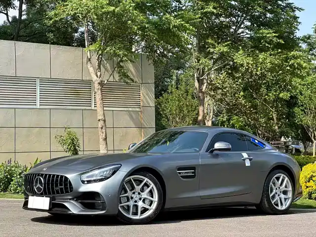 MERCEDES-BENZ AMG GT
