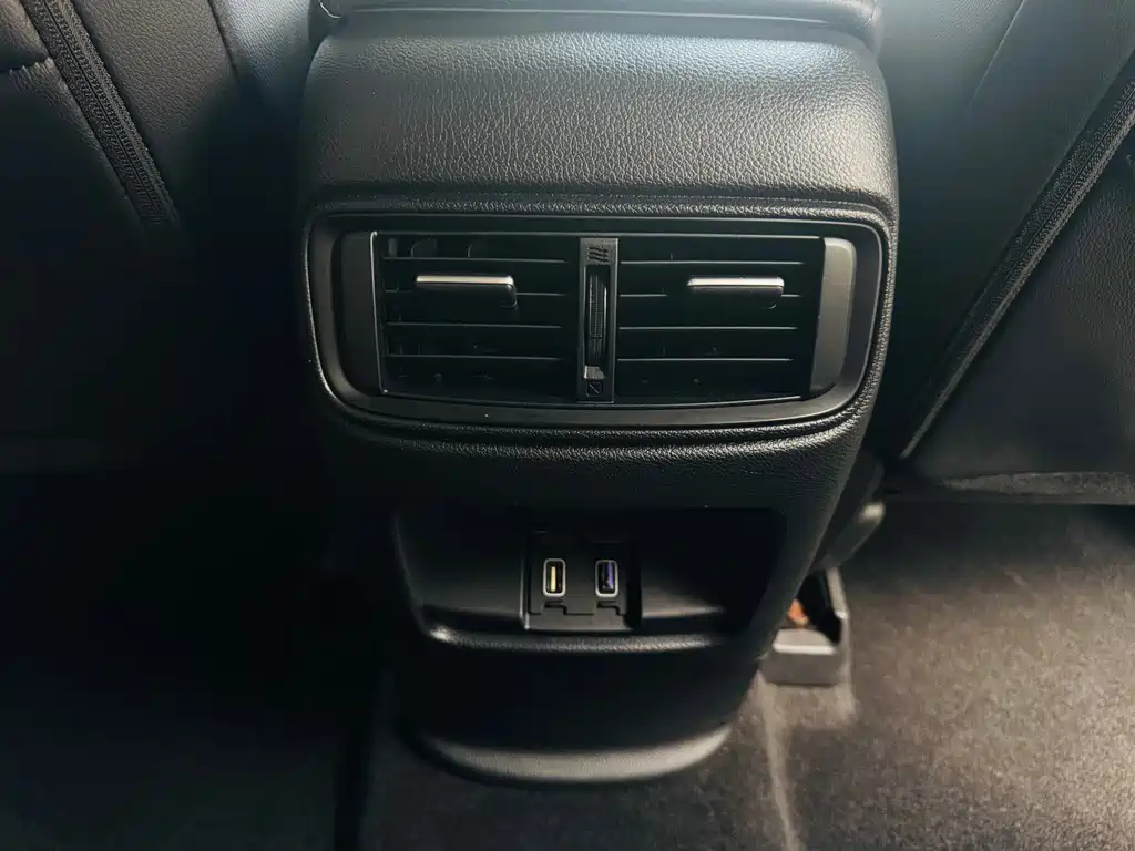 Honda Breeze 240TURBO CVT 2WD Phantom Night Edition, фото 17