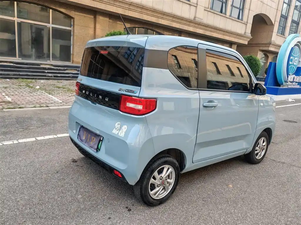 Wuling MINIEV — миниатюра 19