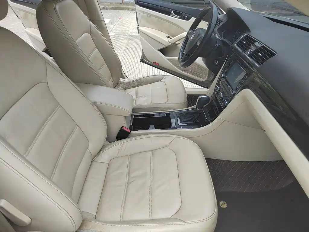 Volkswagen Passat — миниатюра 6