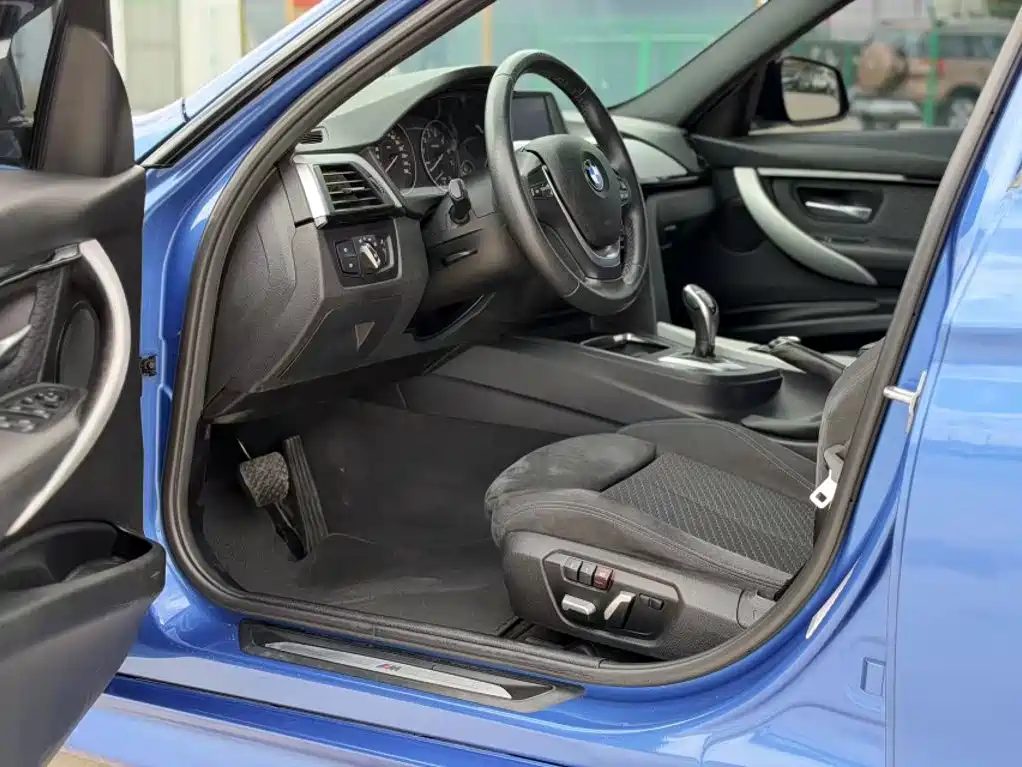 BMW 3 Series — миниатюра 19